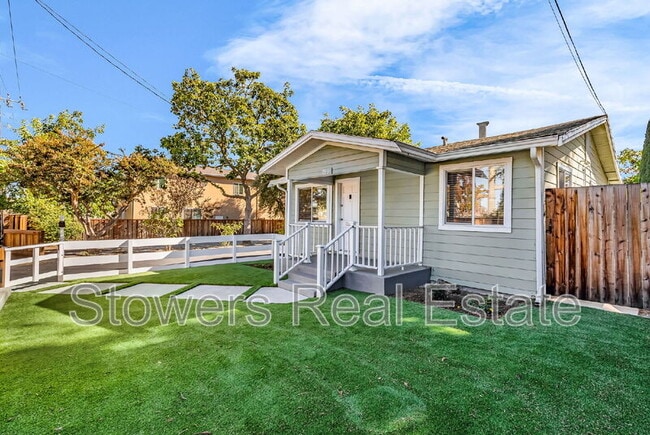 2934 Pacheco Blvd in Martinez, CA - Building Photo - Building Photo