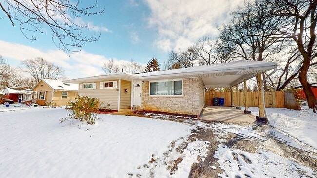 property at 769 Kettering Rd