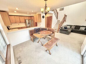 971 S Evanston Cir in Aurora, CO - Building Photo - Building Photo