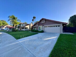 45627 Clubhouse Dr in Temecula, CA - Building Photo - Building Photo