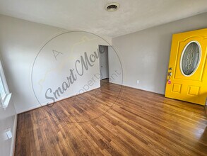 13312 Sherman Ave in Warren, MI - Building Photo - Building Photo