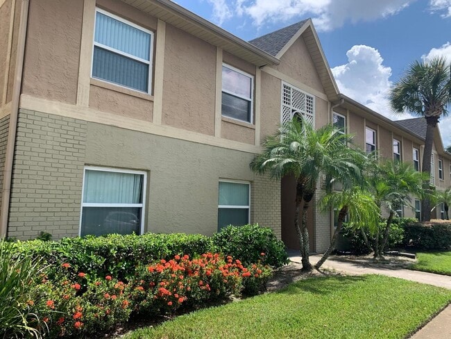 9809 Turf Way in Orlando, FL - Building Photo - Building Photo