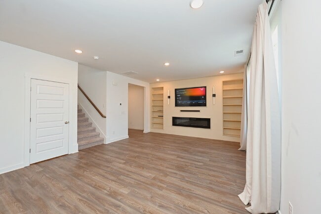 5203 Cothron Dr in White House, TN - Building Photo - Building Photo