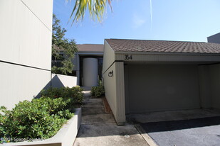 354 Aquarina Blvd in Melbourne Beach, FL - Foto de edificio - Building Photo