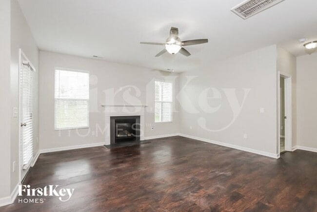 3505 Panarama Dr in Greensboro, NC - Foto de edificio - Building Photo