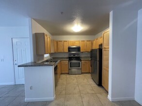 1295 N Ash St, Unit 117 in Gilbert, AZ - Building Photo - Building Photo