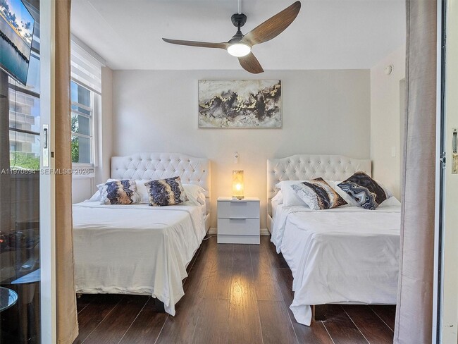 710 Washington Ave in Miami Beach, FL - Building Photo - Building Photo