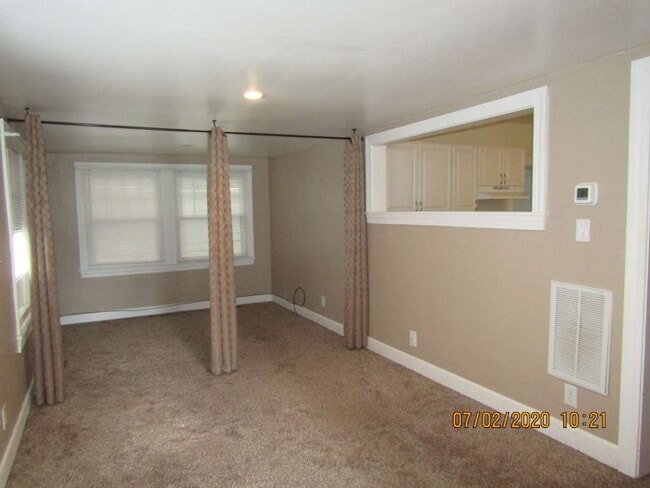 98 Alleghany Rd in Hampton, VA - Building Photo - Building Photo