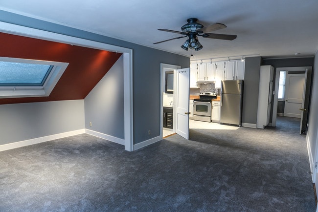 2800 S 32nd Ave, Unit 2 in Minneapolis, MN - Building Photo - Building Photo