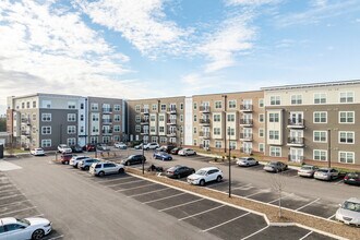 Market Heights Apartments in Norfolk, VA - Building Photo - Building Photo