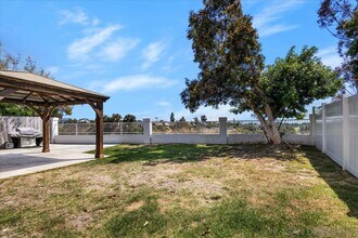 1908 Clearbrook Dr in Chula Vista, CA - Building Photo - Building Photo