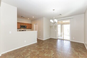 7342 W St Charles Ave in Phoenix, AZ - Building Photo - Building Photo