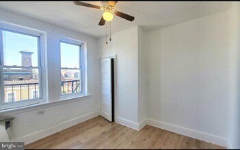 1038 Brunswick Ave in Trenton, NJ - Building Photo - Building Photo