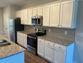 2824 Yorkshire Moors Wy in Knoxville, TN - Building Photo - Building Photo