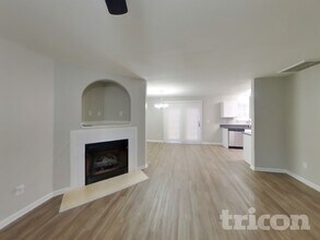 3711 Rocky Brook Ct in Charlotte, NC - Building Photo - Building Photo