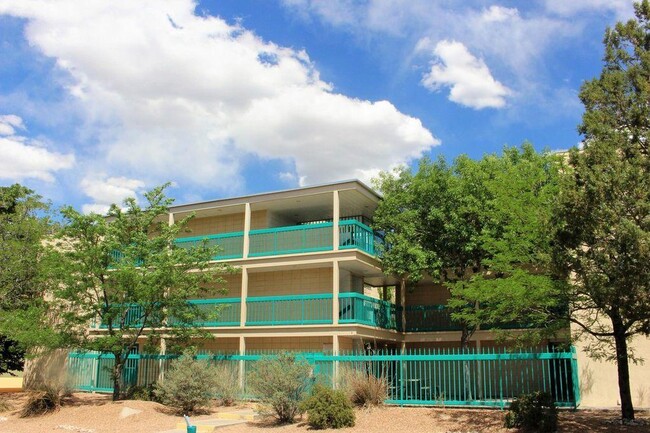 200 Maple St NE in Albuquerque, NM - Building Photo - Building Photo