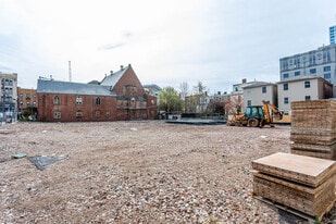 35 Cottage St in Jersey City, NJ - Building Photo