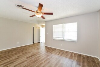 10945 Tangora St in Orlando, FL - Building Photo - Building Photo