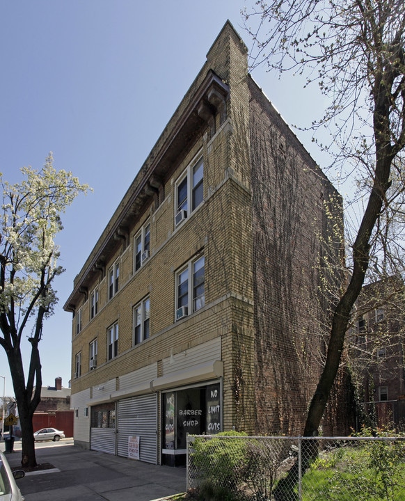 359 N Maple Ave in East Orange, NJ - Foto de edificio