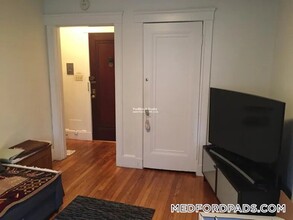 53 Fellsway W in Medford, MA - Building Photo - Building Photo