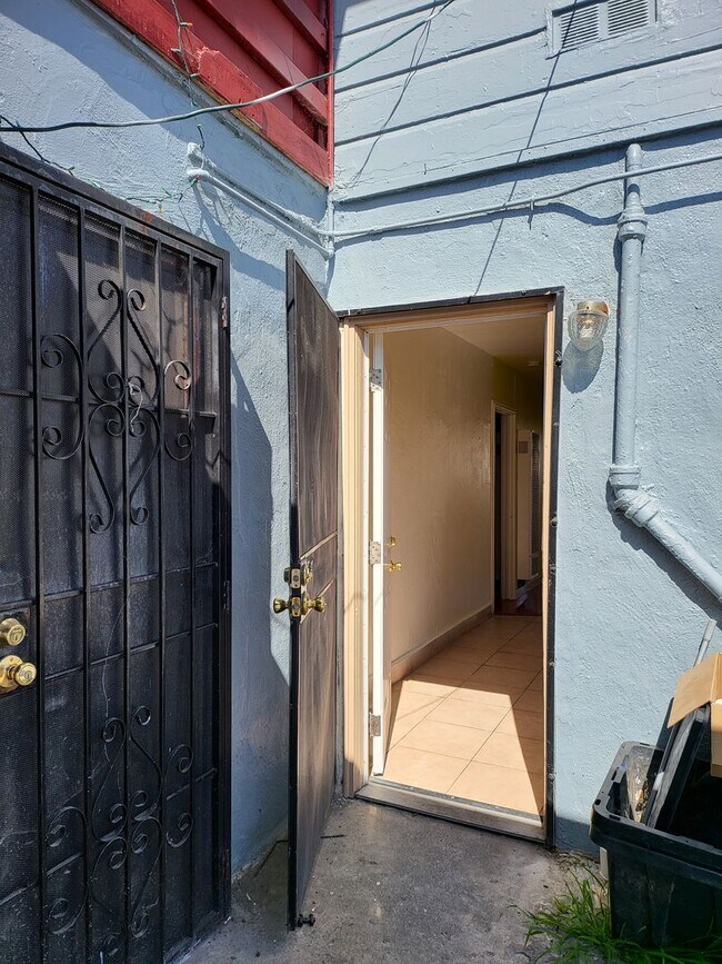 400 South St in Richmond, CA - Building Photo - Building Photo