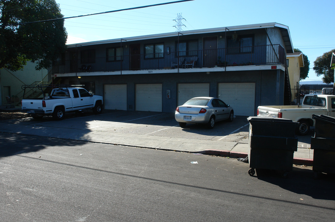 3630 Haig St in Santa Clara, CA - Building Photo