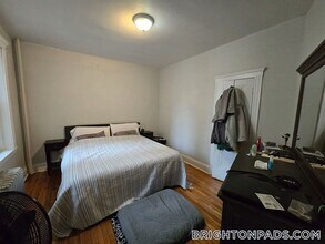 1691 Commonwealth Ave in Boston, MA - Building Photo - Building Photo