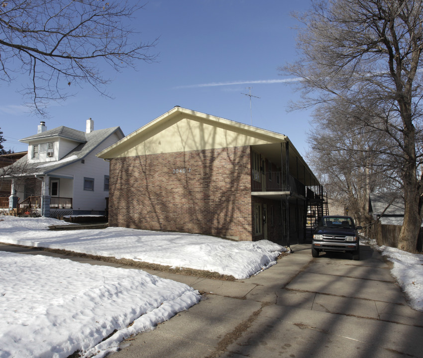 2040 F St in Lincoln, NE - Building Photo