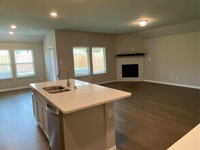 5116 Shady River Dr in Denton, TX - Building Photo - Building Photo