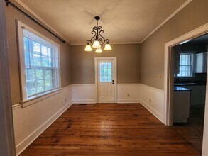 165 E Glenwood Dr in Clarksville, TN - Building Photo - Building Photo