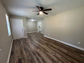 116 St Andrews Ct-Unit -116 in Athens, GA - Building Photo - Building Photo
