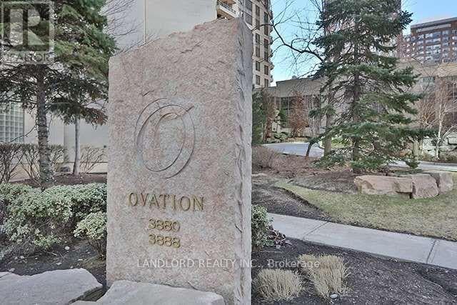 3880 Duke of York Blvd in Mississauga, ON - Building Photo - Building Photo