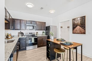 Living Fully Sevierville in Sevierville, TN - Building Photo