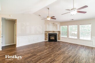 3388 Middlesboro Ave in Summerville, SC - Foto de edificio - Building Photo