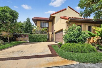 20424 NE 10th Ct Rd in Miami, FL - Building Photo - Building Photo