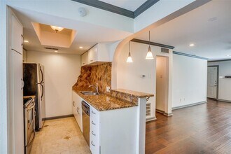 4520 Holland Ave-Unit -208 in Dallas, TX - Building Photo - Building Photo
