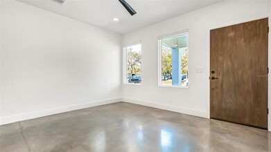2580 11th Ave S in St. Petersburg, FL - Building Photo - Building Photo