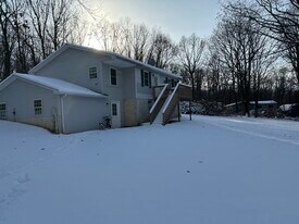 109 Brylin Dr in Honey Brook, PA - Building Photo