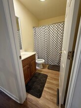 4106 Caissons Ct, Unit Caisson's Court BR w BA in Enola, PA - Building Photo - Building Photo