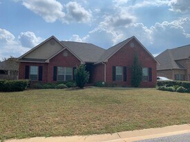 307 Windmill Way in Crestview, FL - Building Photo