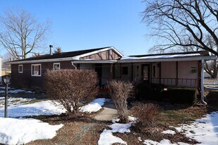 509 S E St in Arcadia, IN - Building Photo