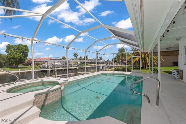 3418 SE 19th Ave in Cape Coral, FL - Building Photo - Building Photo