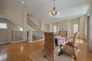 2121 Harold St in Houston, TX - Building Photo