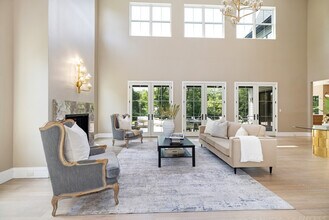 241 E Saddle River Rd, Unit SI ID1495030P in Saddle River, NJ - Foto de edificio - Building Photo