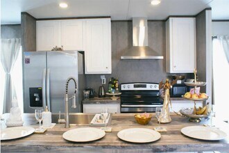 501 Mesquite Rd in San Marcos, TX - Building Photo - Building Photo