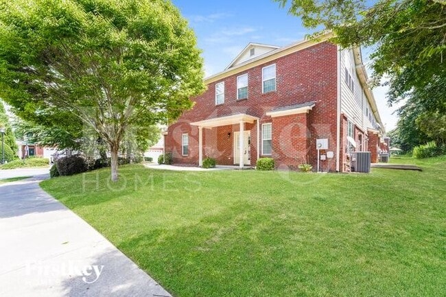 property at 969 Treymont Way SW