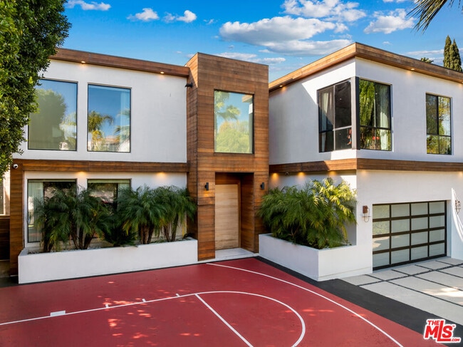 4841 Alonzo Ave in Los Angeles, CA - Building Photo - Building Photo