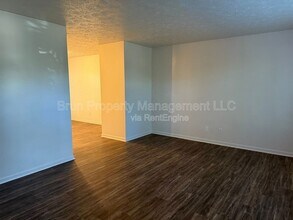 1204 Glade Hill Dr in Knoxville, TN - Building Photo - Building Photo