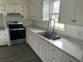 222 Reynolds St in Augusta, GA - Foto de edificio - Building Photo