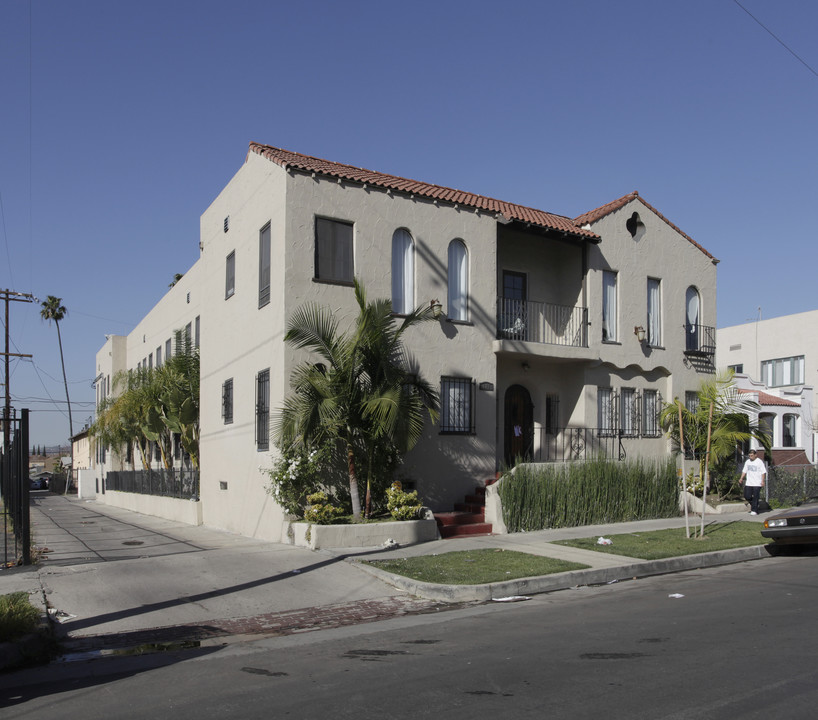 The Reno Apartments in Los Angeles, CA - Foto de edificio